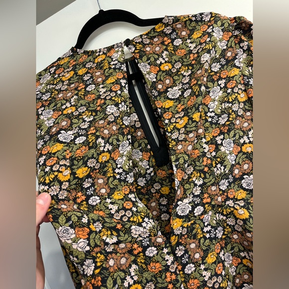 Top shop open back floral top - Picture 2 of 3